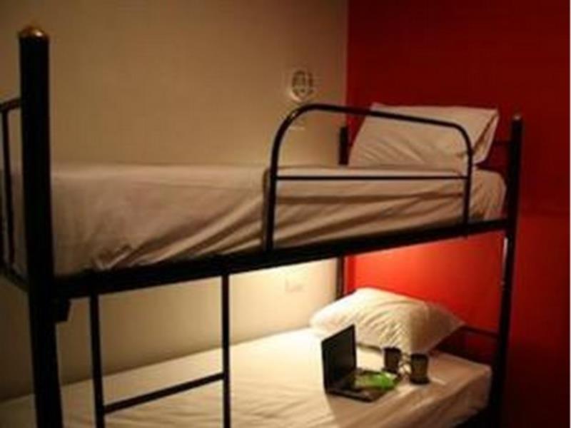 Kool Backpacker Hostel Patong Exterior photo